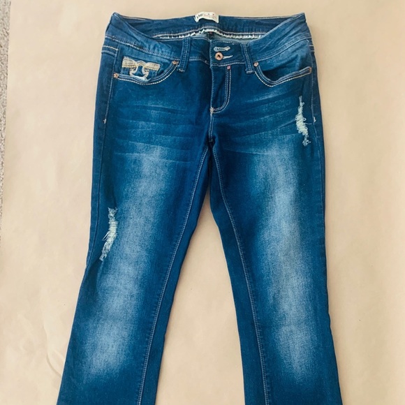 🇺🇸 YMI size 9 straight leg dark jeans - Picture 1 of 10